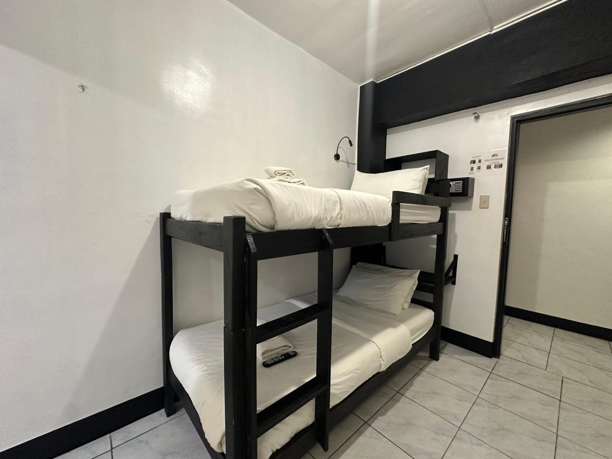 Fernando'S Hotel Sorsogon Екстер'єр фото