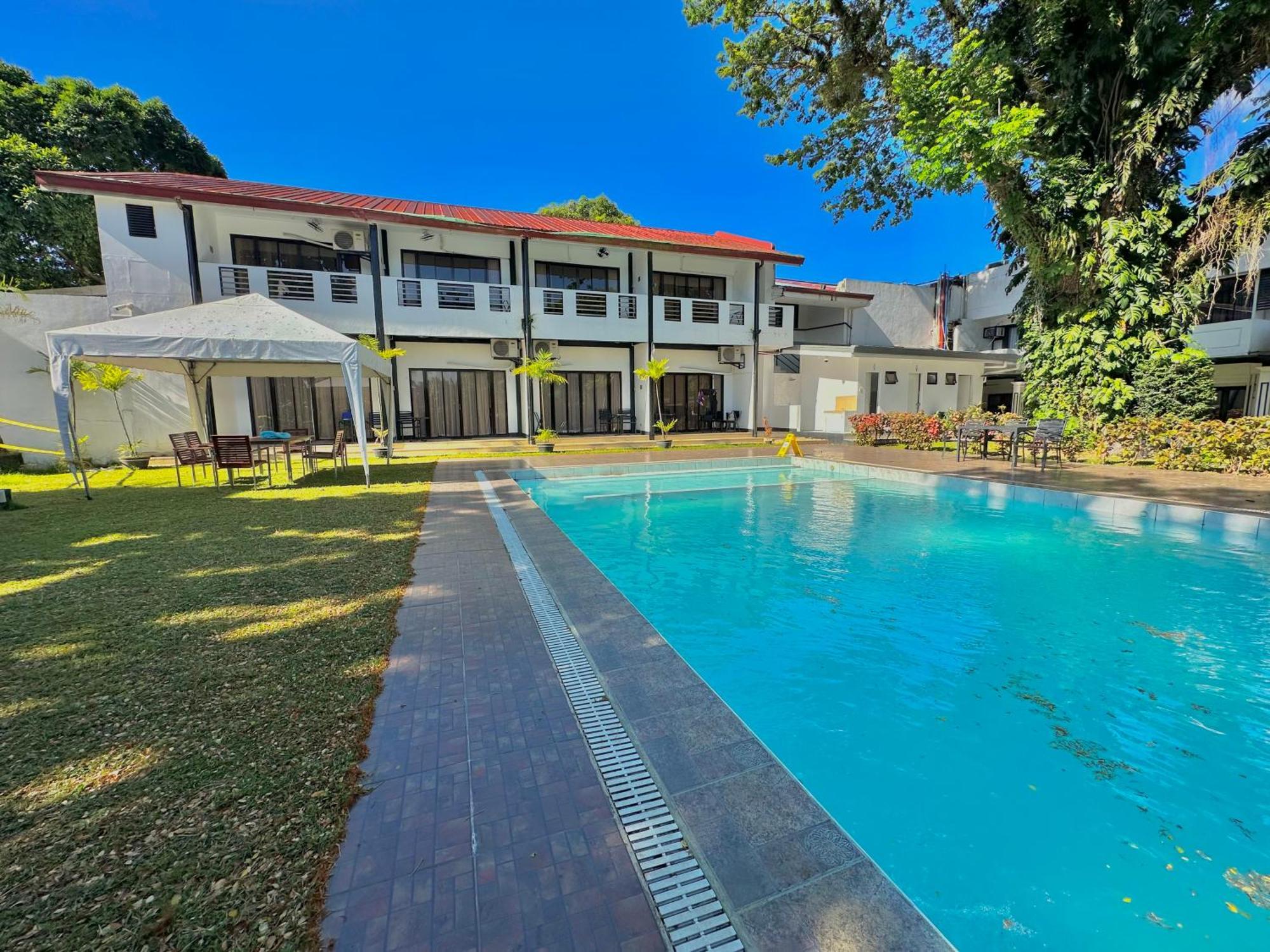 Fernando'S Hotel Sorsogon Екстер'єр фото